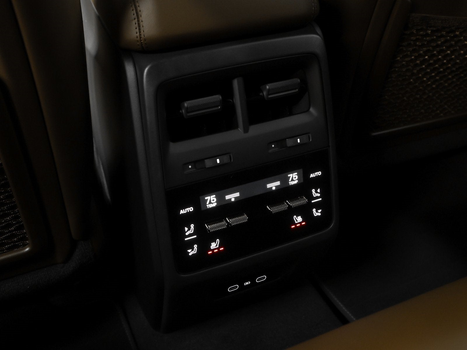 2025 Porsche Macan Macan Turbo Electric