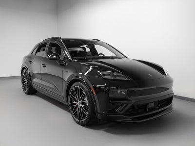 2026 Porsche Macan Turbo Electric