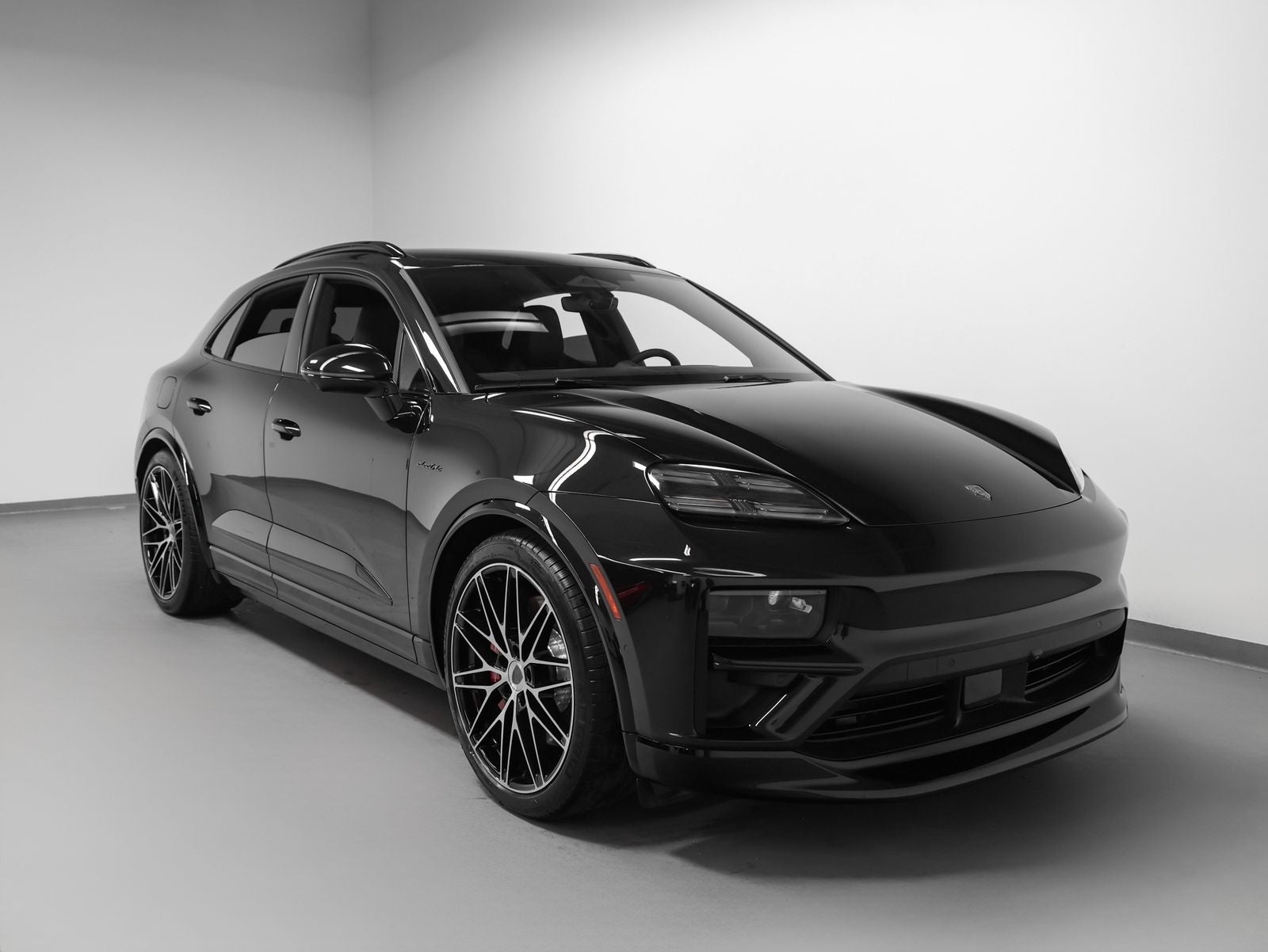 2026 Porsche Macan Turbo Electric