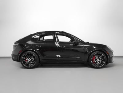 2026 Porsche Macan Turbo Electric