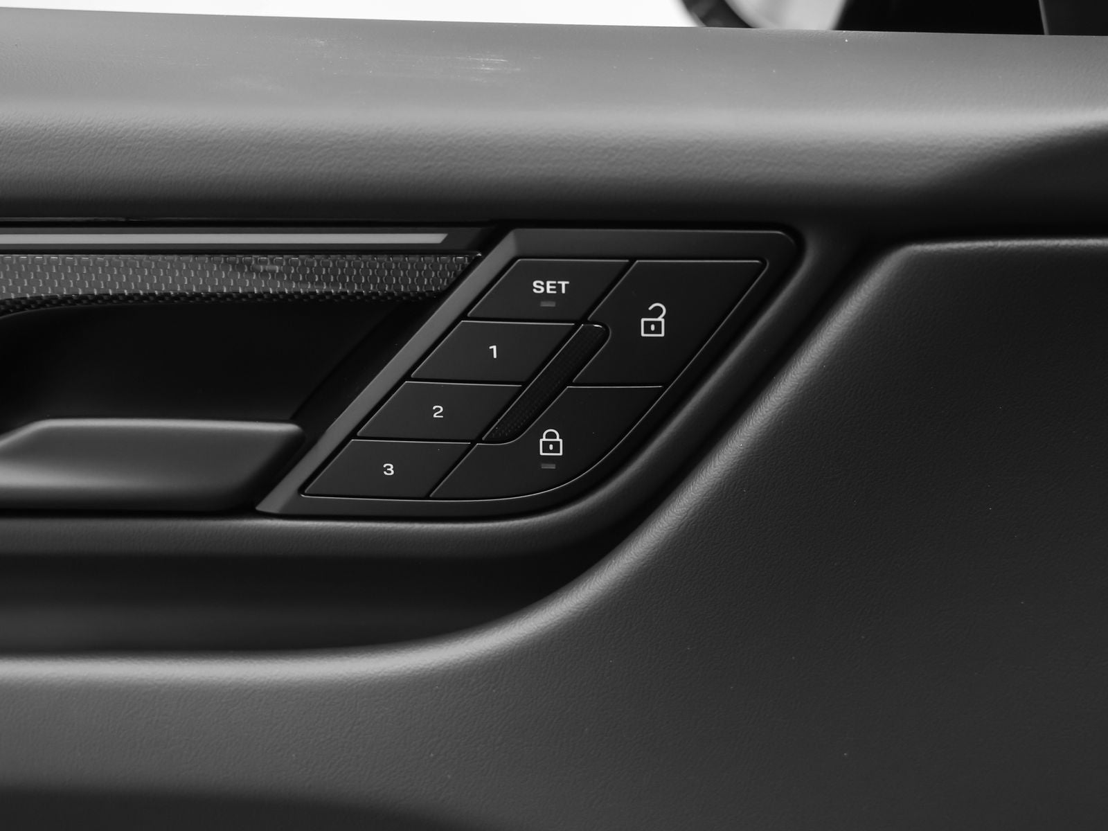 2026 Porsche Macan Turbo Electric