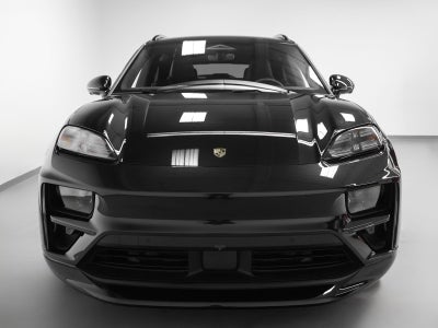 2026 Porsche Macan Turbo Electric