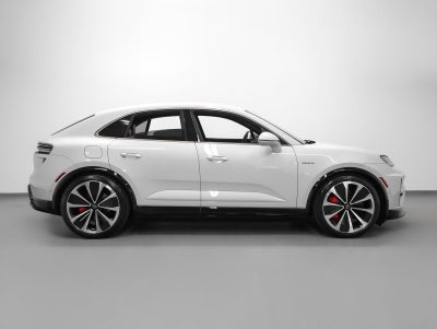2025 Porsche Macan Turbo Electric