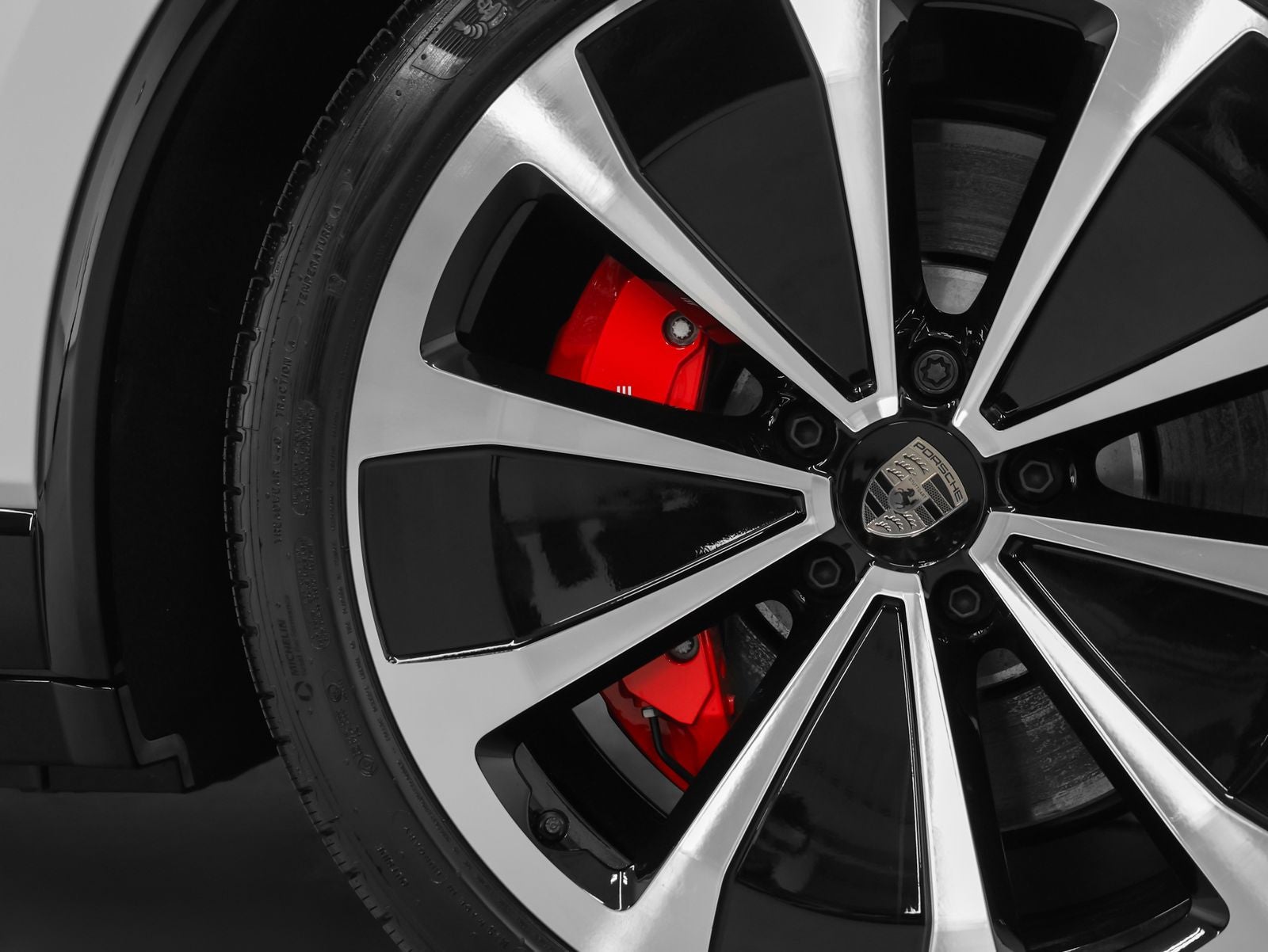 2025 Porsche Macan Turbo Electric