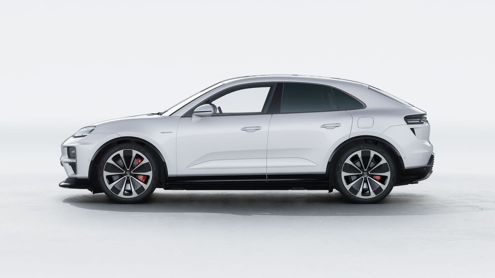 2025 Porsche Macan Macan Turbo Electric