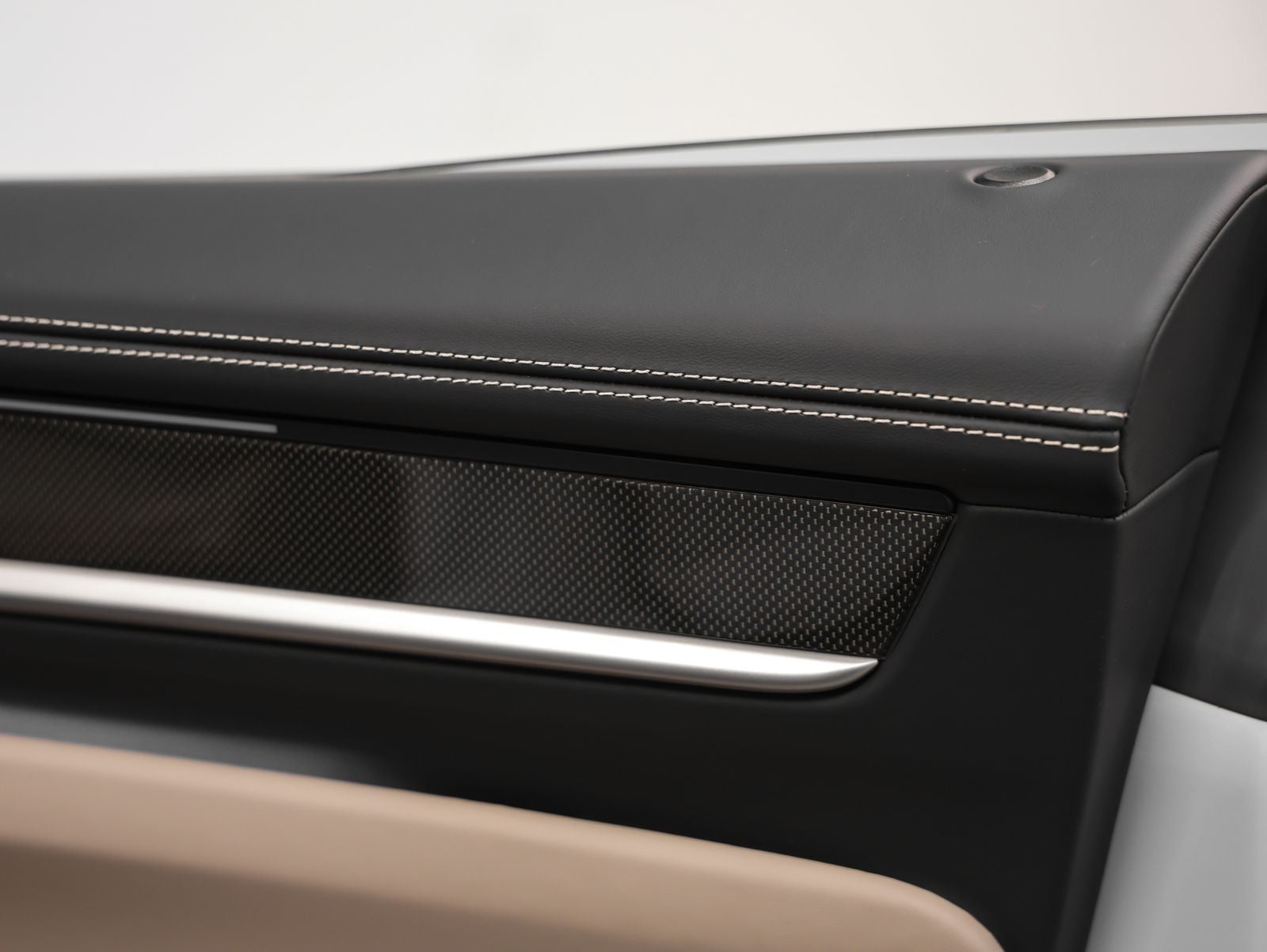 2025 Porsche Macan Turbo Electric