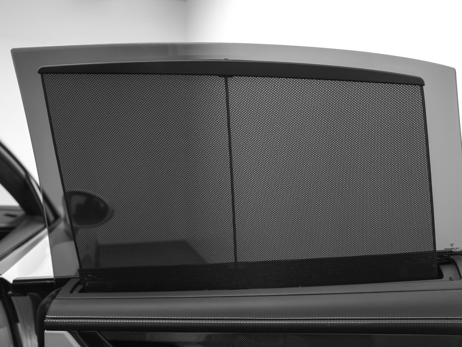 2025 Porsche Macan Turbo Electric