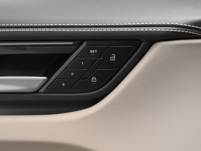 2025 Porsche Macan Turbo Electric