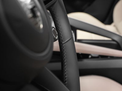 2025 Porsche Macan Turbo Electric