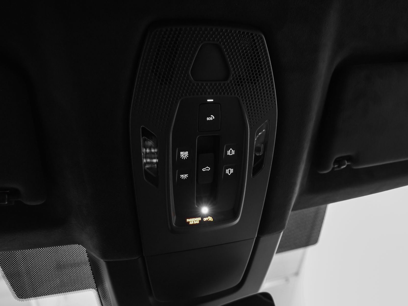 2025 Porsche Macan Turbo Electric