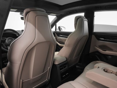 2025 Porsche Macan Turbo Electric