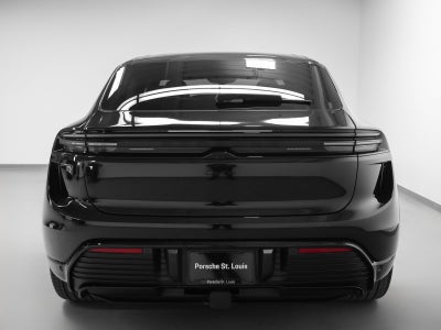 2025 Porsche Macan Macan Turbo Electric