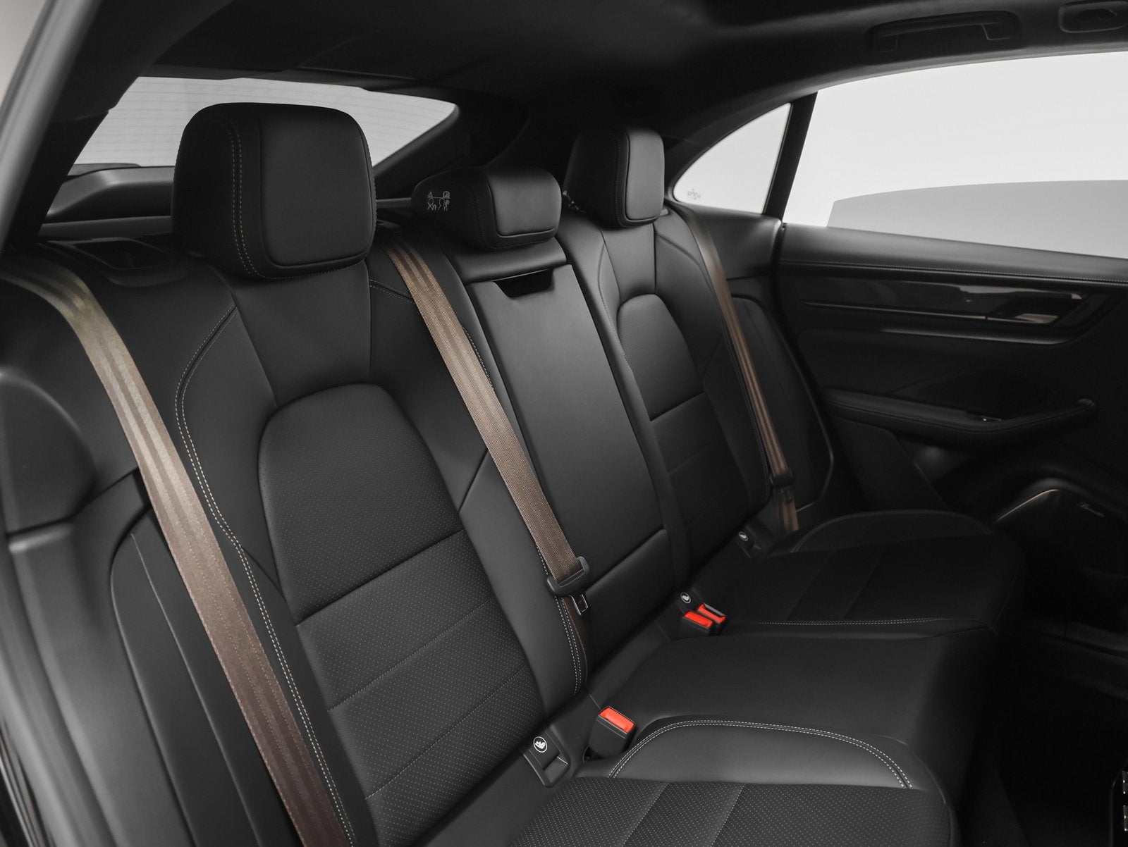 2025 Porsche Macan Macan Turbo Electric