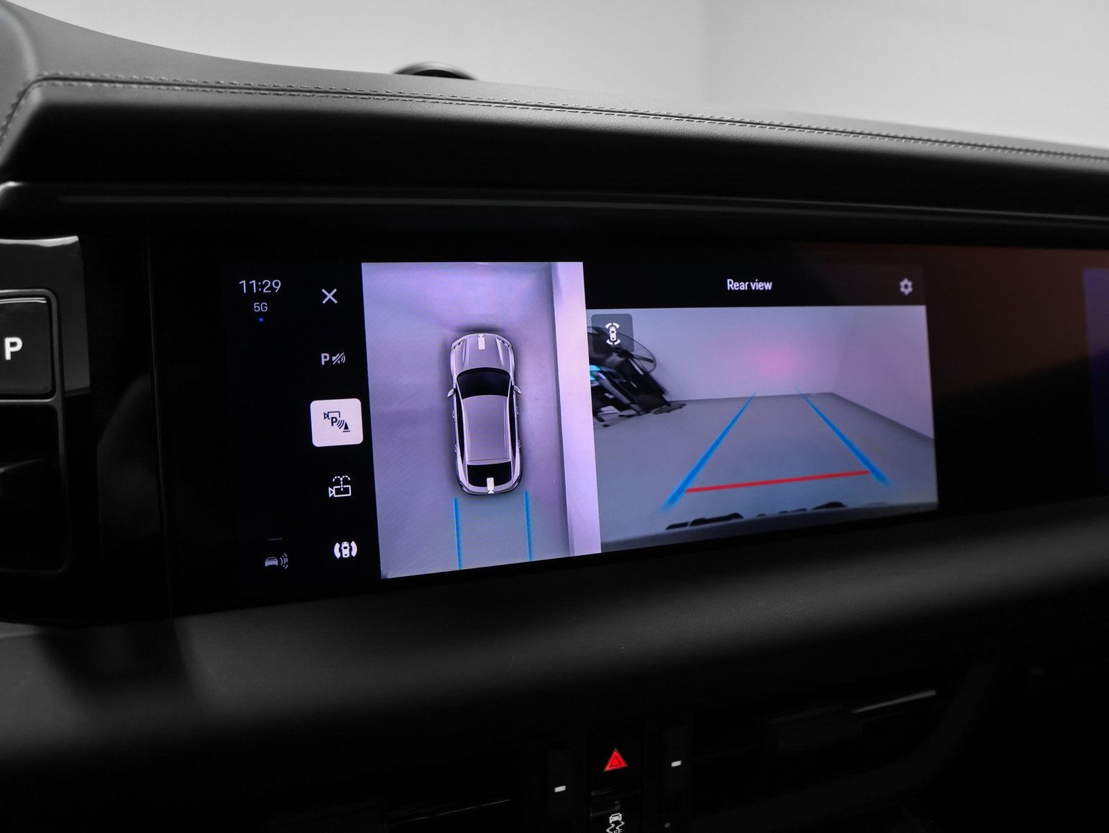 2025 Porsche Macan Macan Turbo Electric