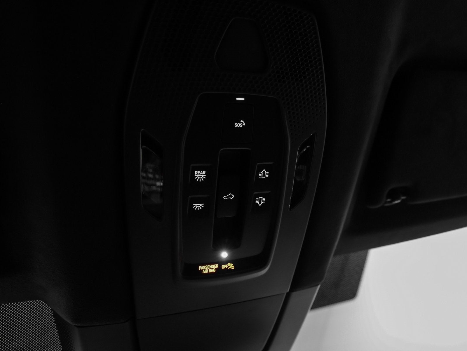 2025 Porsche Macan Macan Turbo Electric