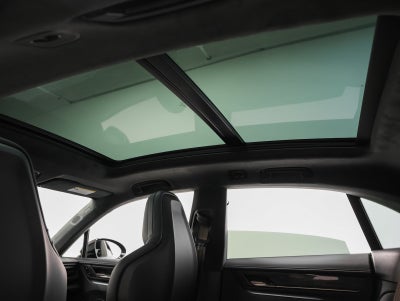 2025 Porsche Macan Macan Turbo Electric