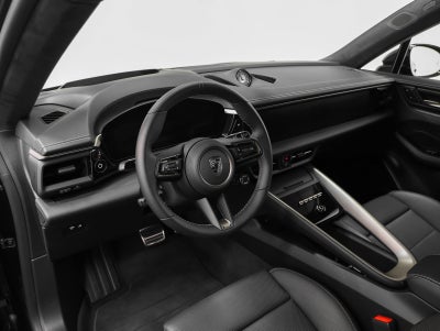 2025 Porsche Macan Macan Turbo Electric