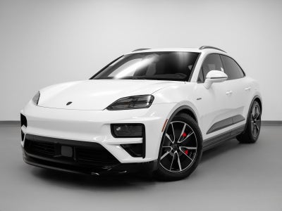 2025 Porsche Macan Macan Turbo Electric