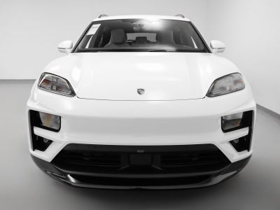 2025 Porsche Macan Macan Turbo Electric