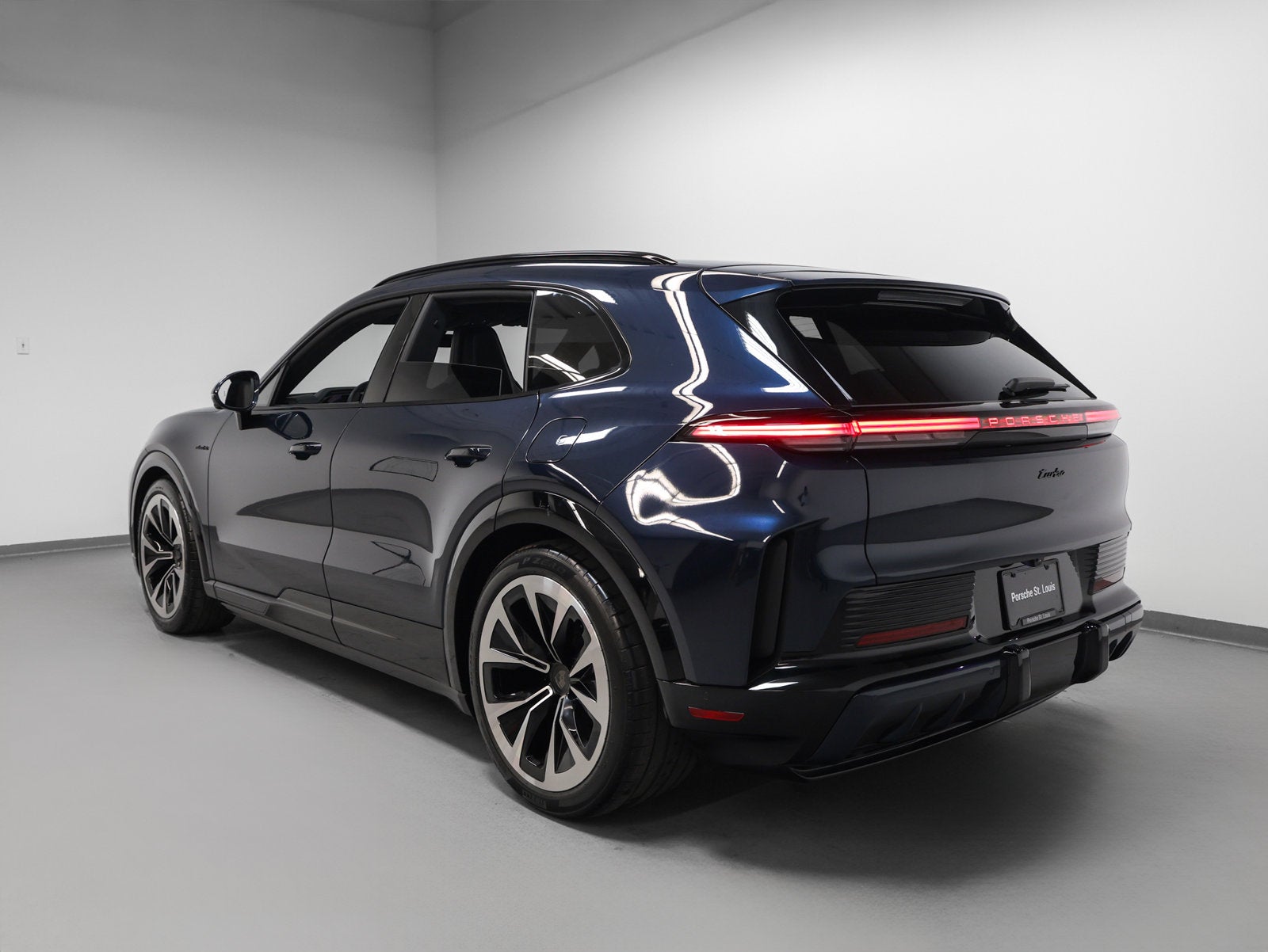 2026 Porsche Cayenne Cayenne Turbo Electric