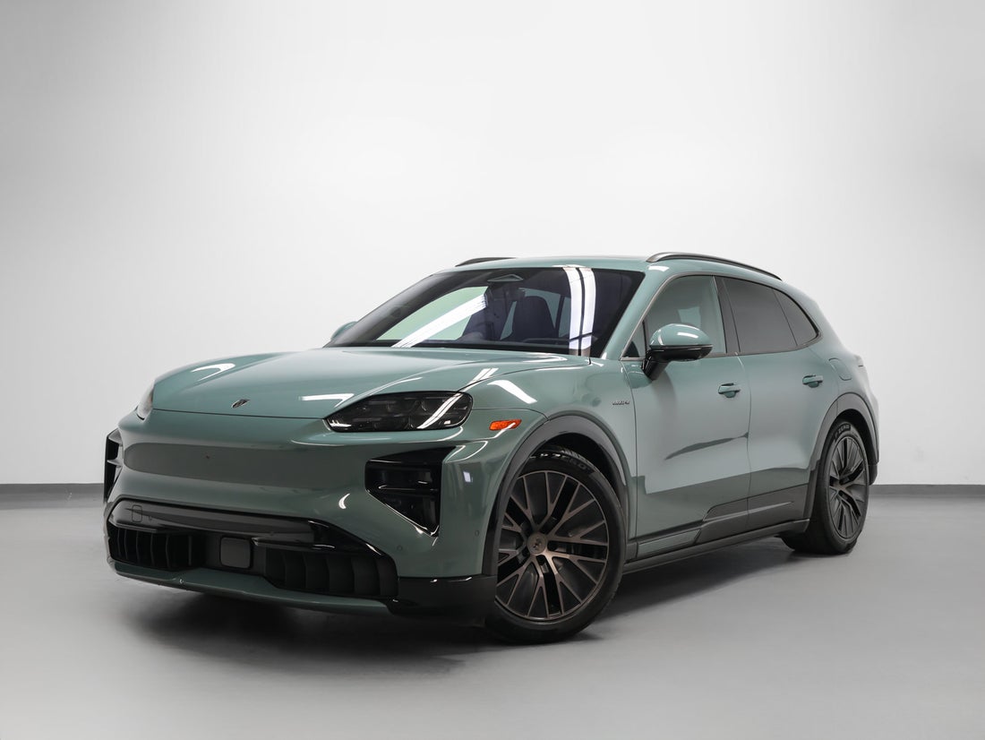 2026 Porsche Cayenne Turbo Electric — photo 1 of 62