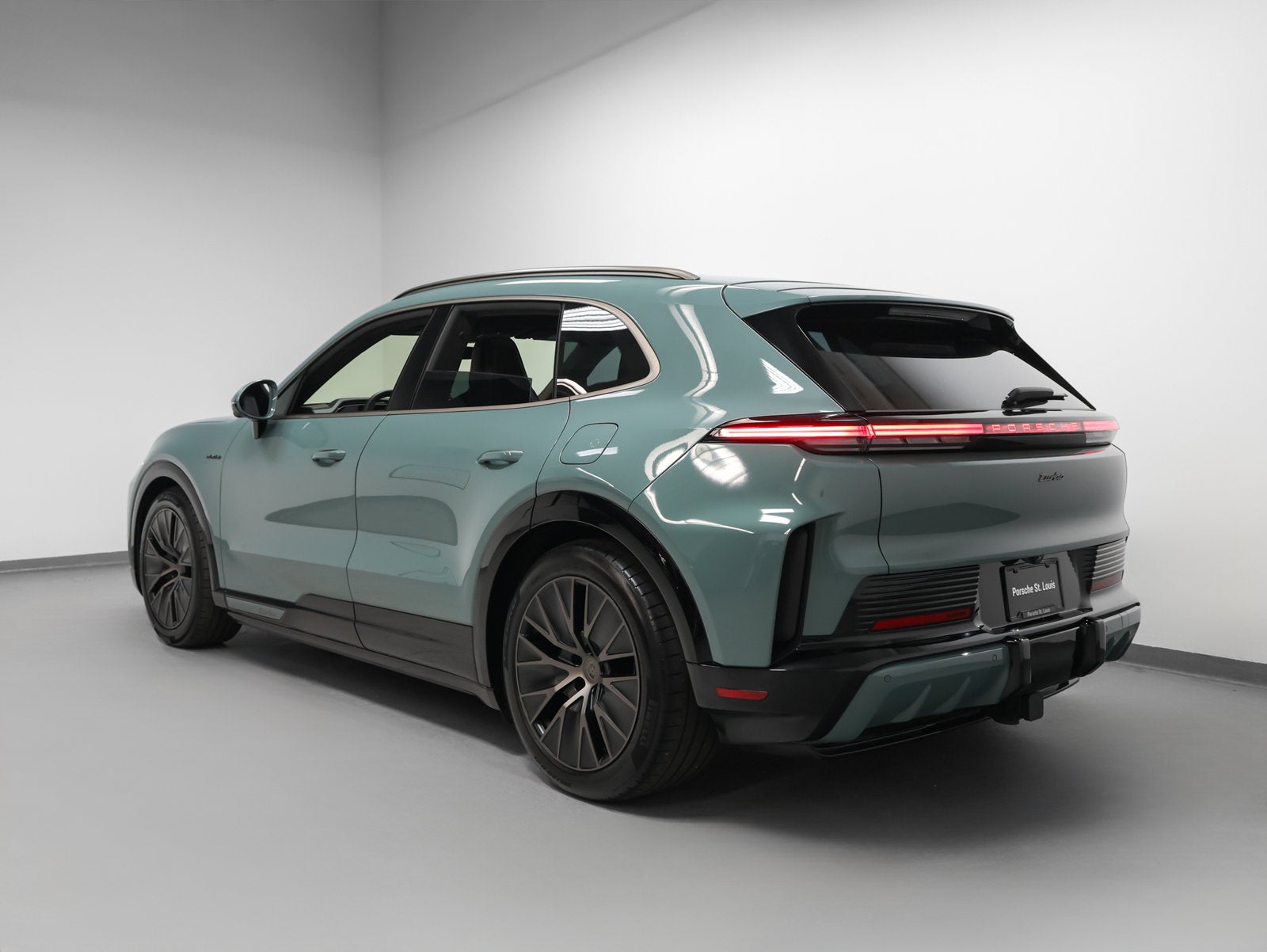 2026 Porsche Cayenne Cayenne Turbo Electric