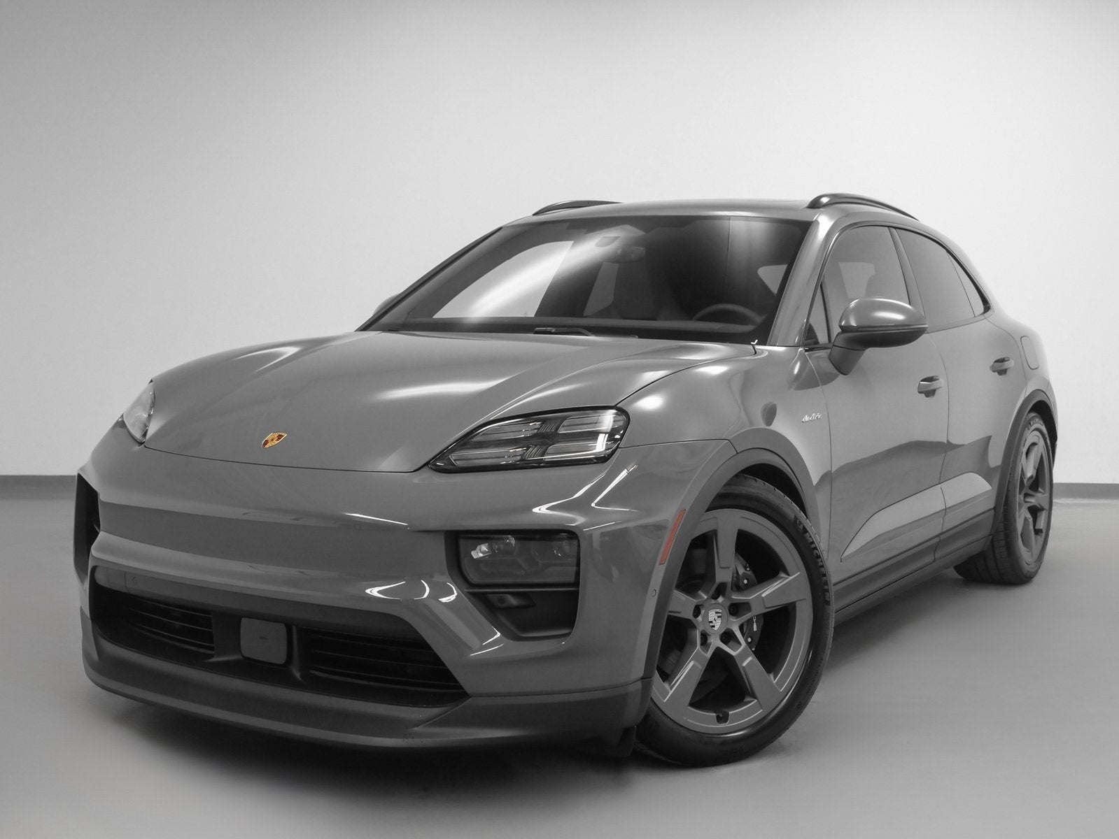 2025 Porsche Macan Macan Electric