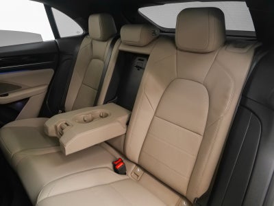 2025 Porsche Macan Macan Electric