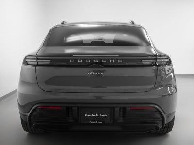 2025 Porsche Macan Macan Electric