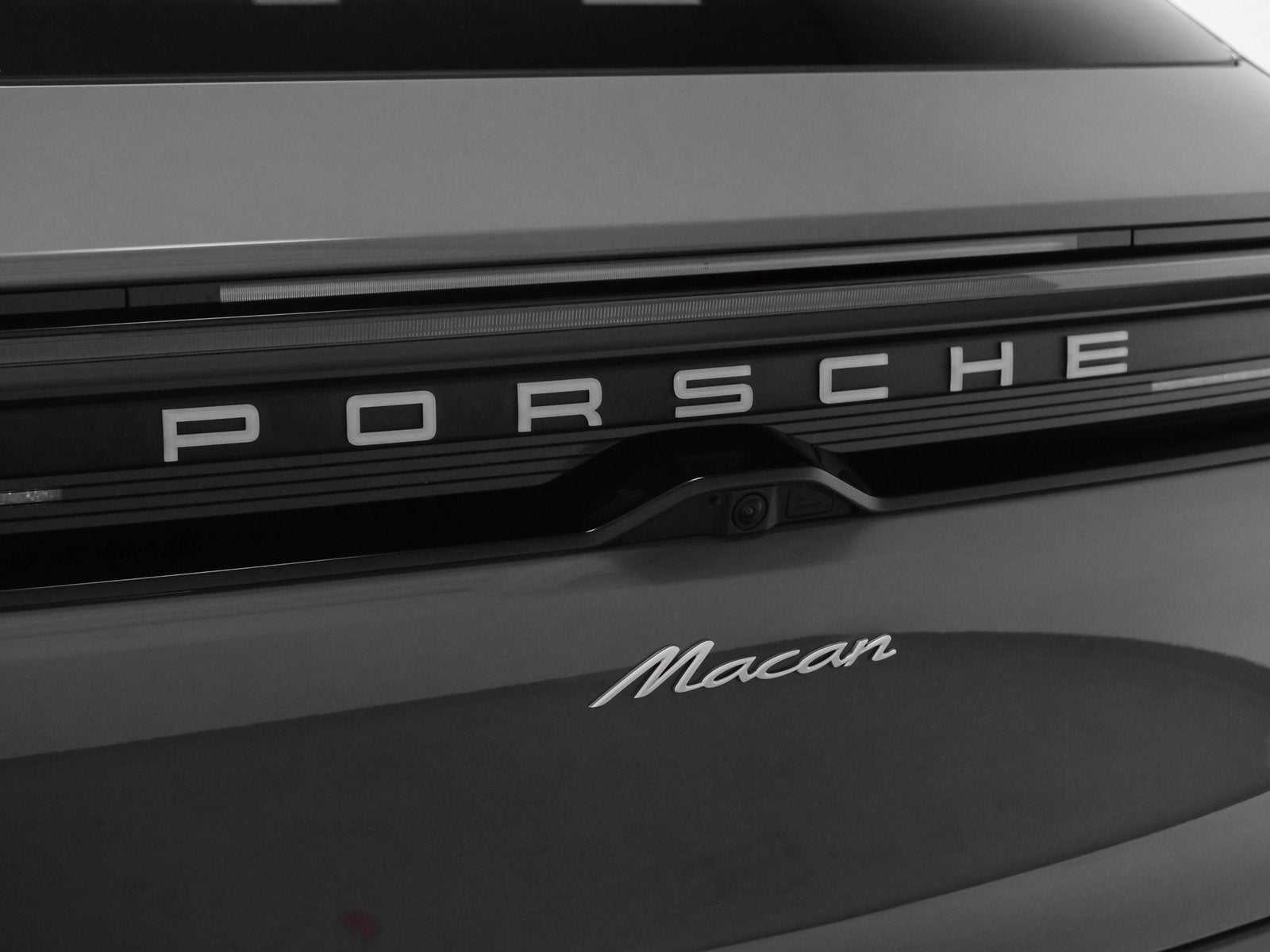 2025 Porsche Macan Macan Electric