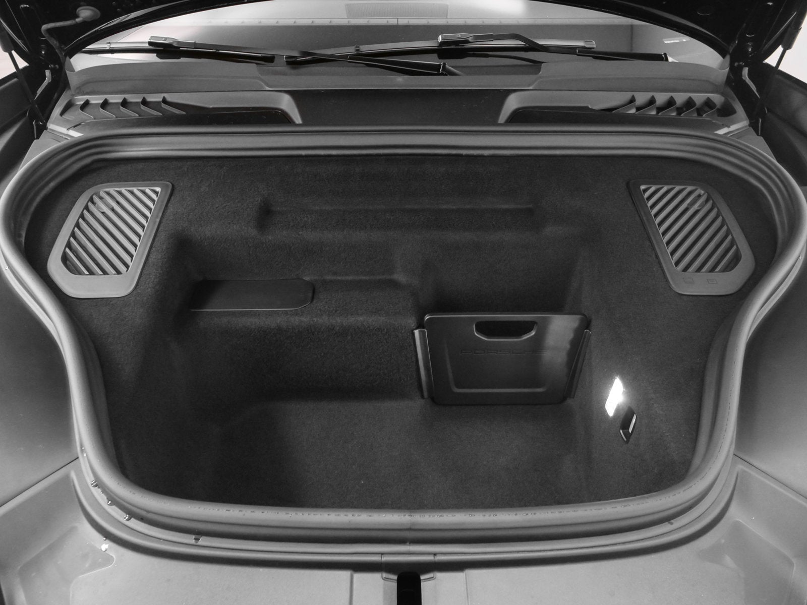 2025 Porsche Macan Macan Electric