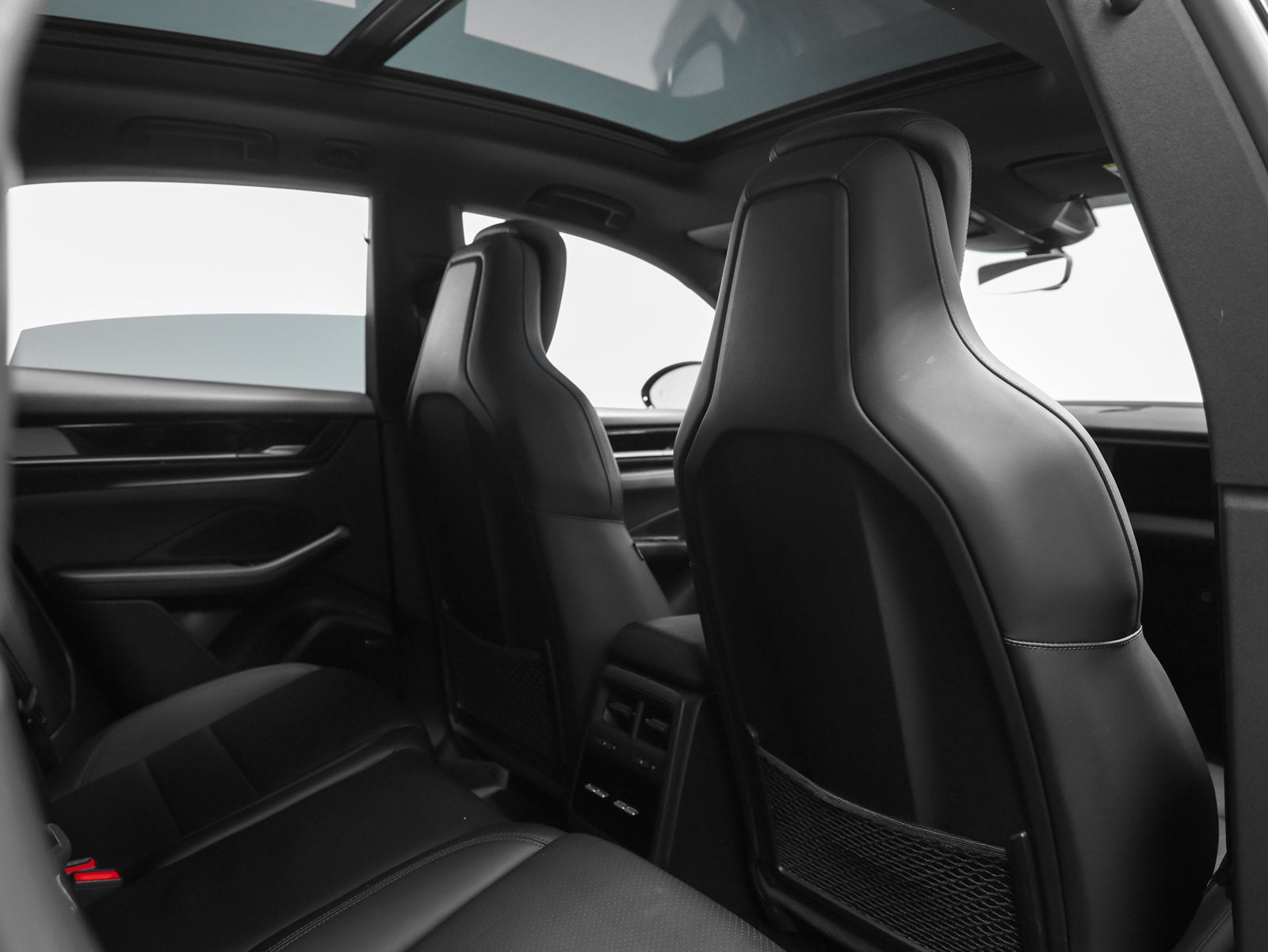 2025 Porsche Macan Macan Electric