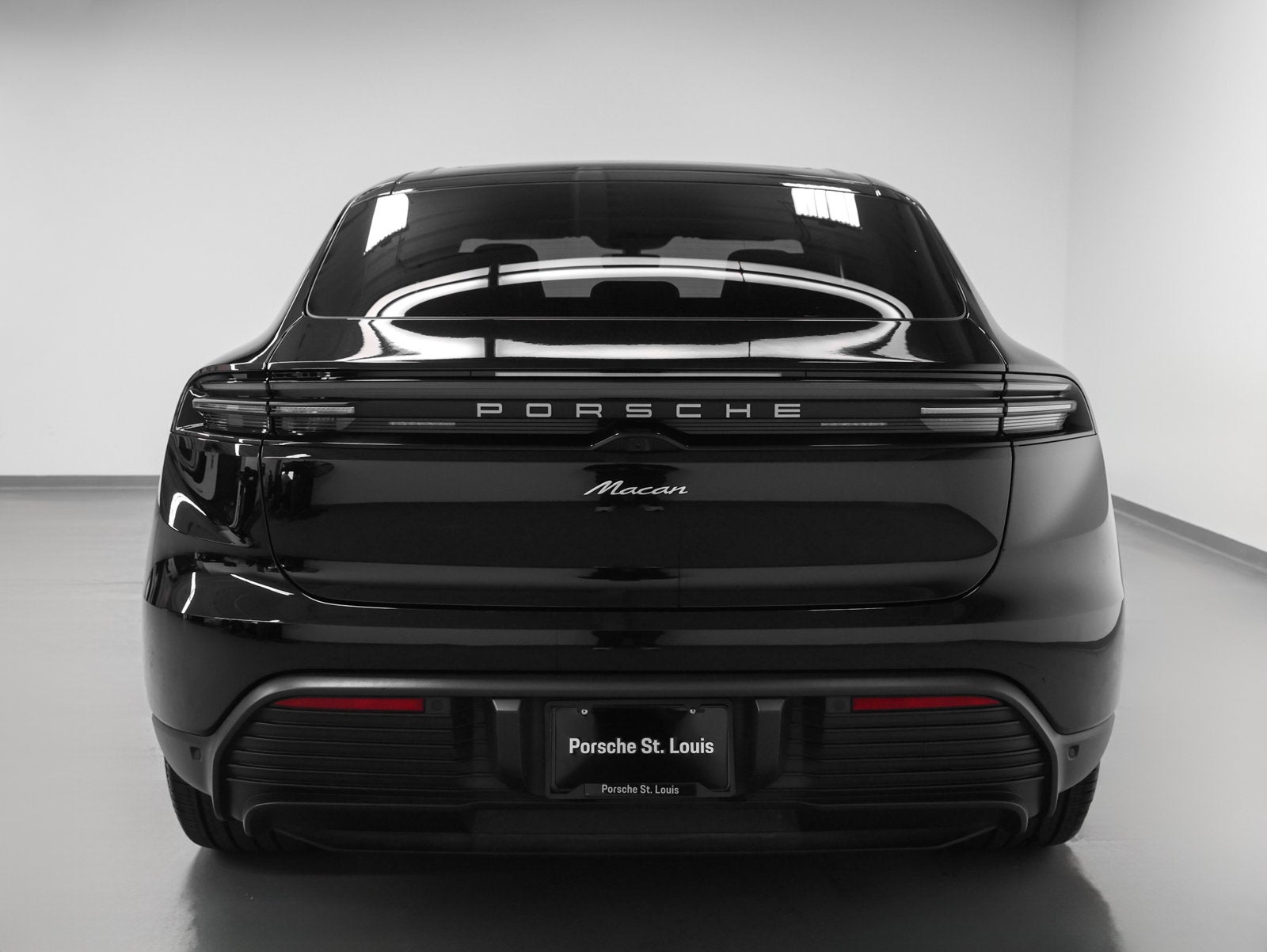 2025 Porsche Macan Macan Electric