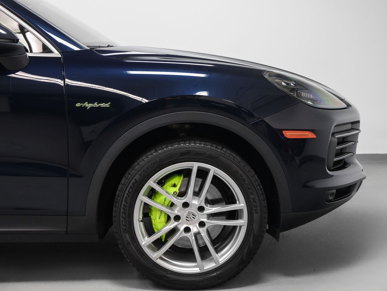 2019 Porsche Cayenne E-Hybrid Base