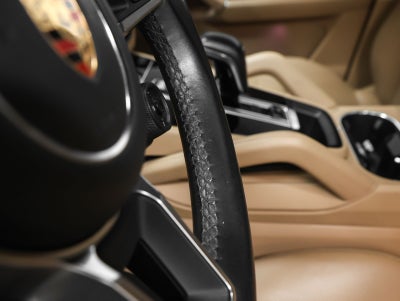 2019 Porsche Cayenne E-Hybrid Base