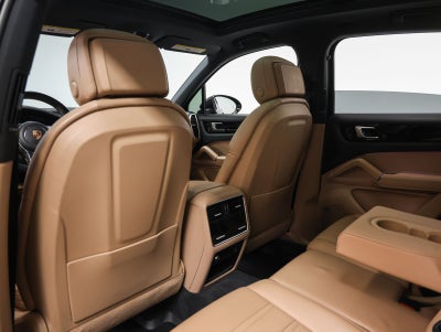 2019 Porsche Cayenne E-Hybrid Base