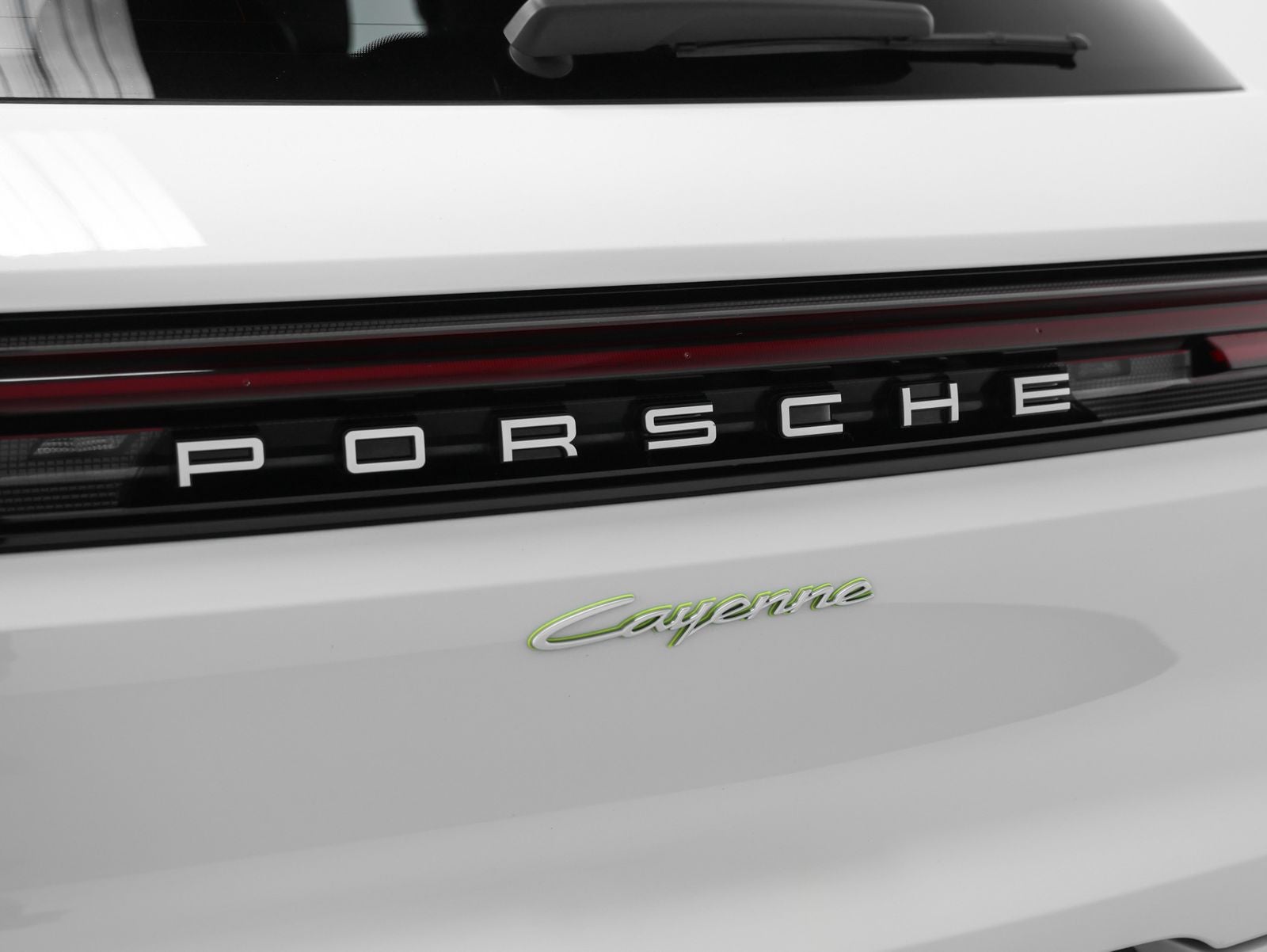 2024 Porsche Cayenne Cayenne E-Hybrid (MY24)