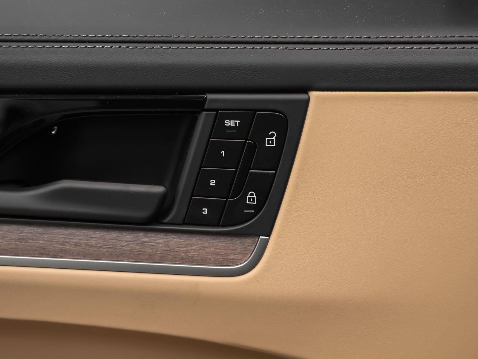 2026 Porsche Cayenne E-Hybrid