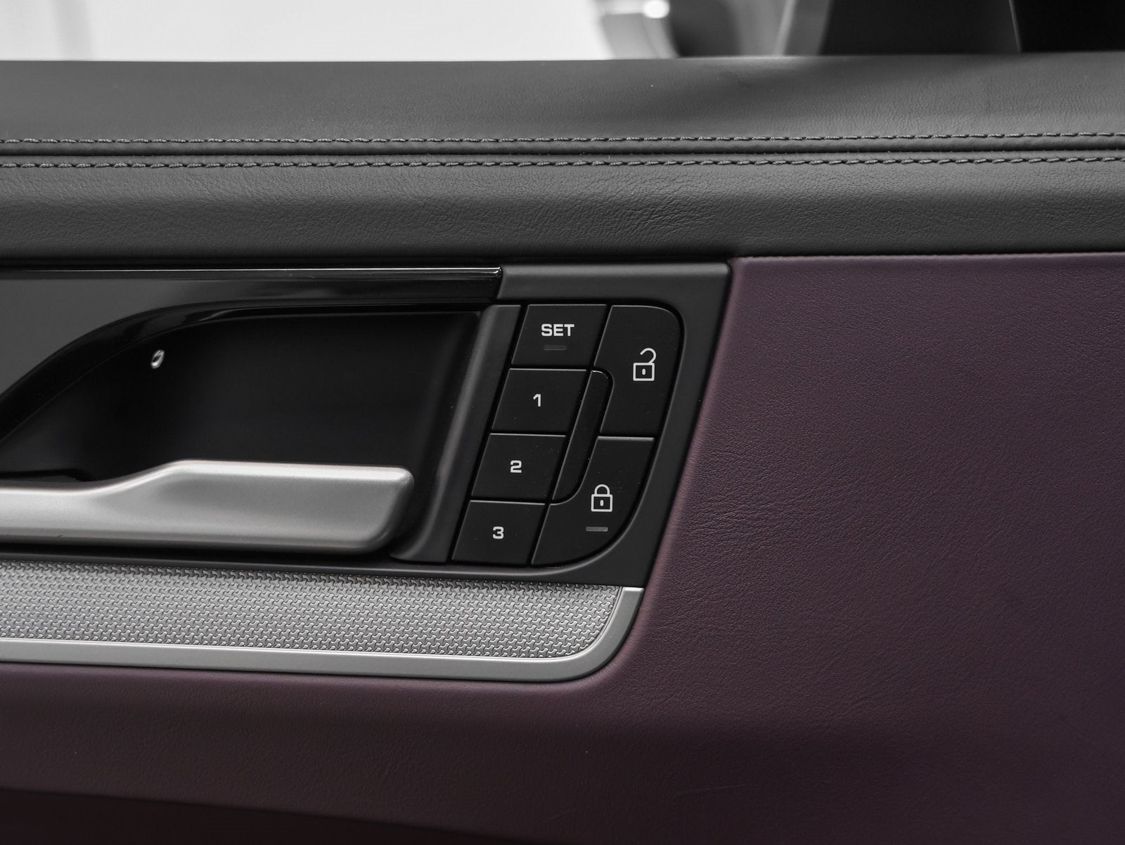 2025 Porsche Cayenne Cayenne E-Hybrid