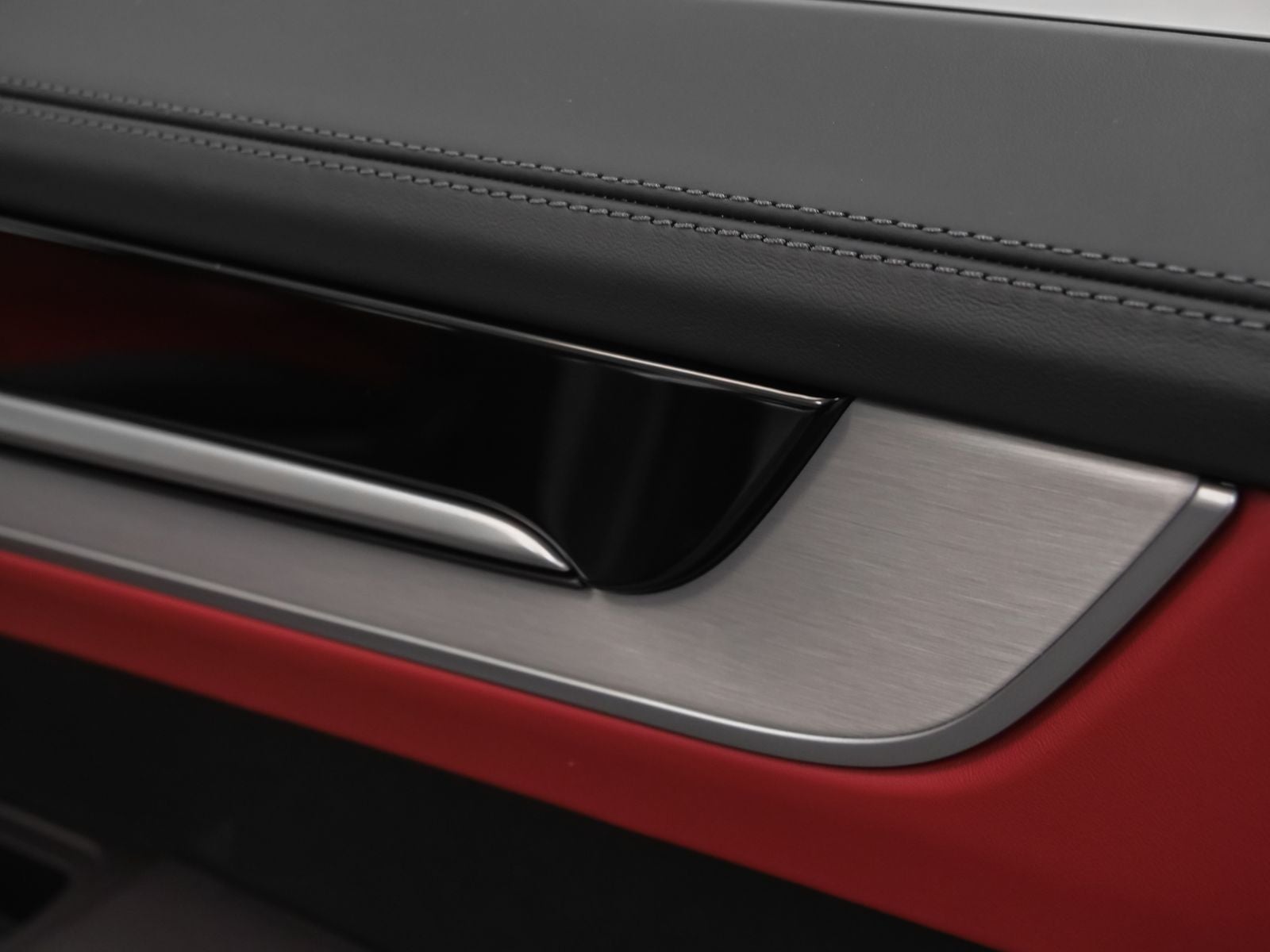 2025 Porsche Cayenne Cayenne E-Hybrid