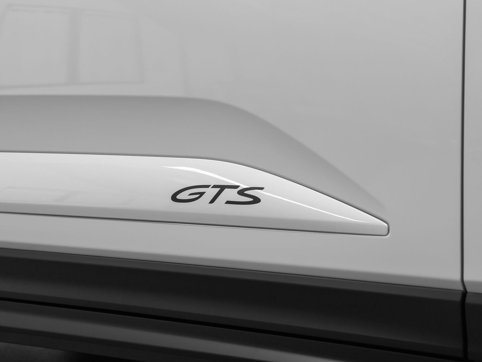 2026 Porsche Macan GTS Electric
