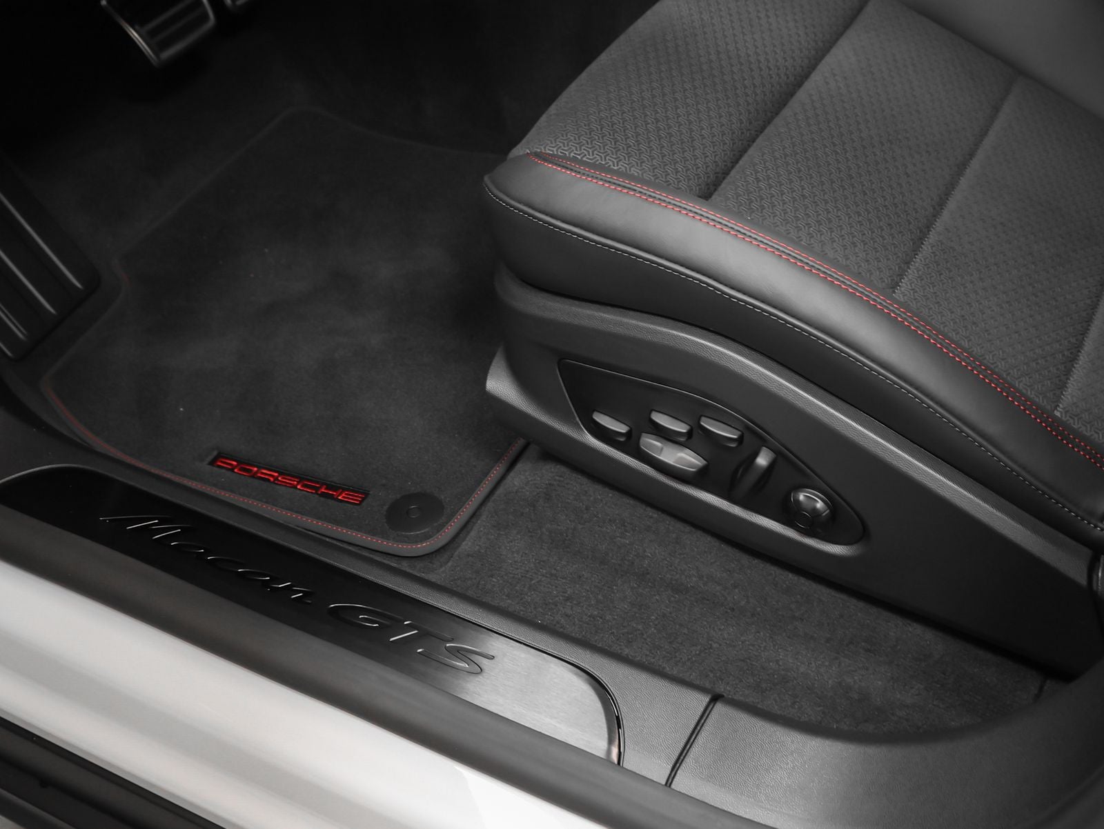 2026 Porsche Macan GTS Electric
