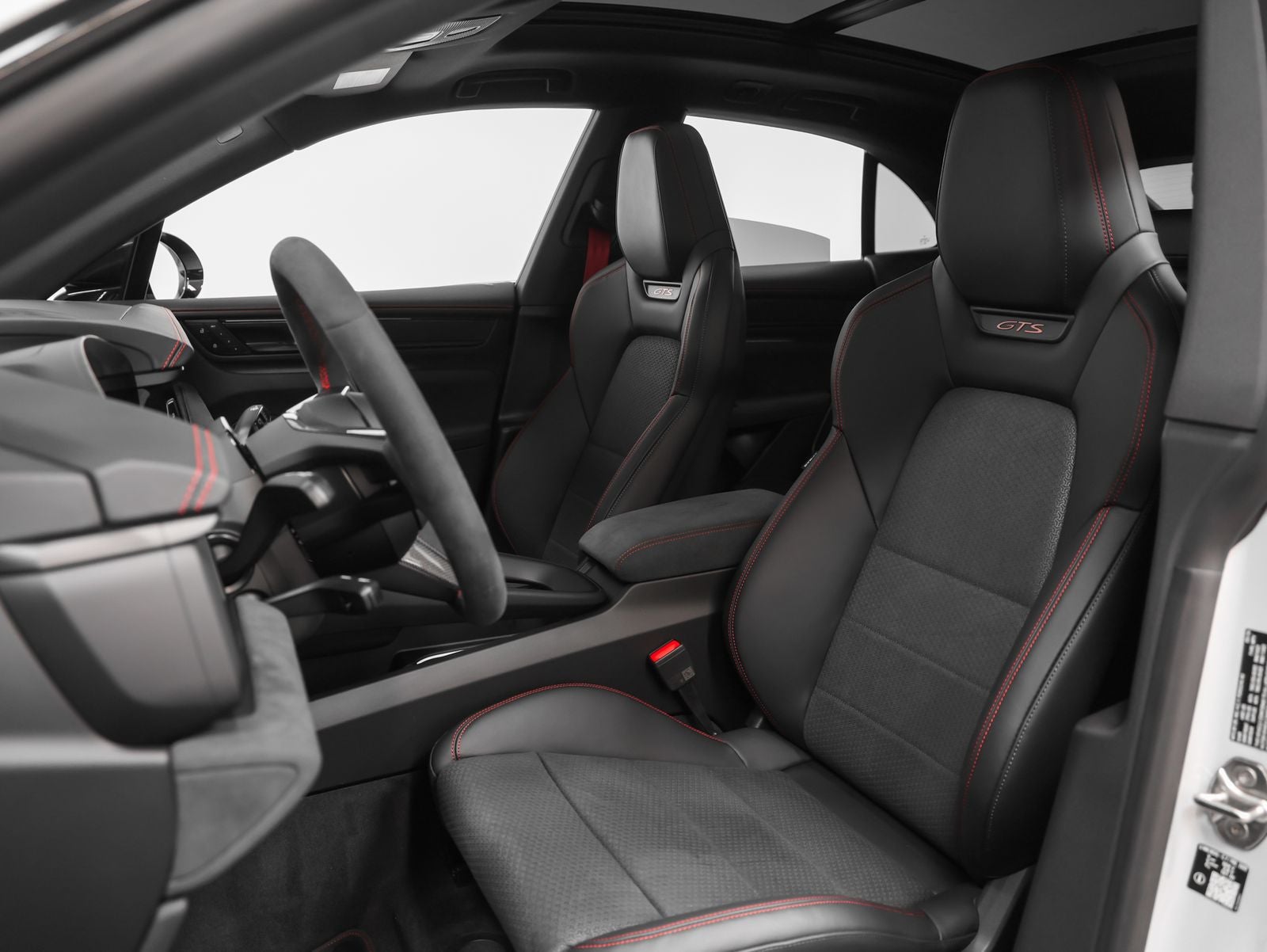 2026 Porsche Macan GTS Electric