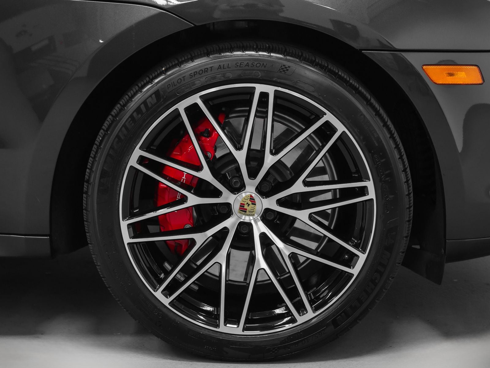 2024 Porsche Macan Macan GTS