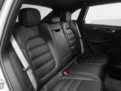 2026 Porsche Macan Macan GTS