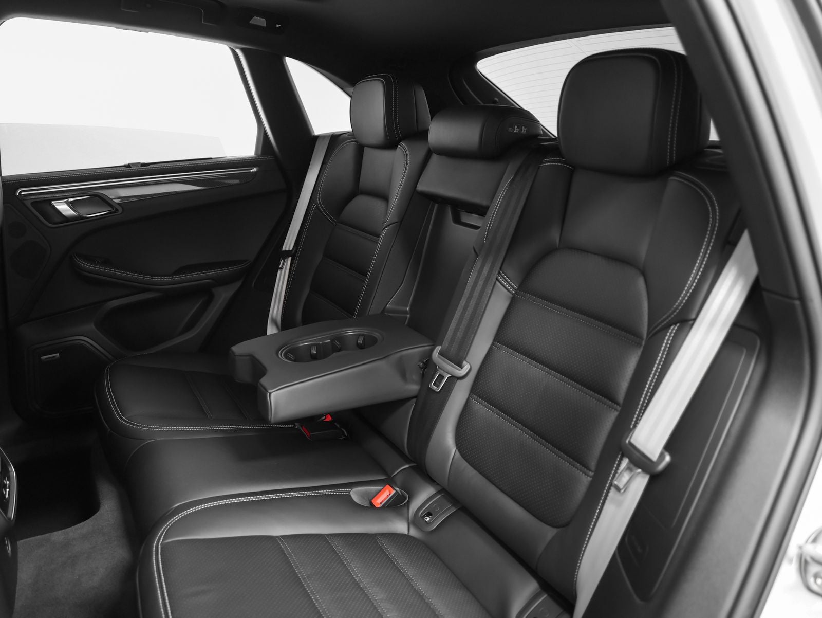 2026 Porsche Macan Macan GTS