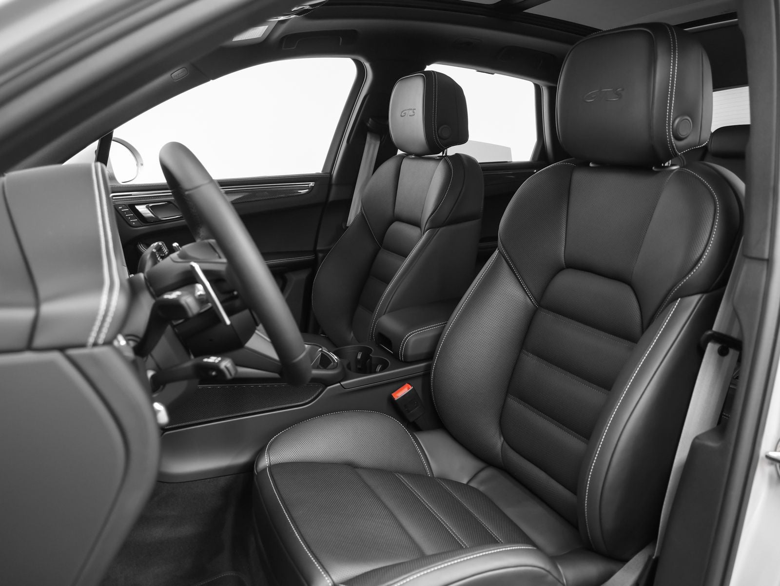 2026 Porsche Macan Macan GTS