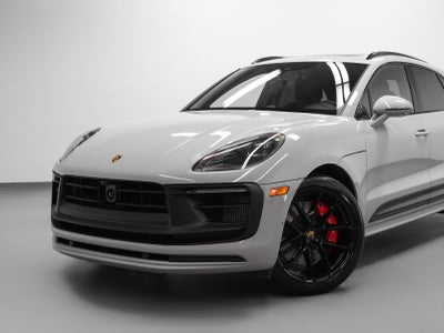 2026 Porsche Macan Macan GTS