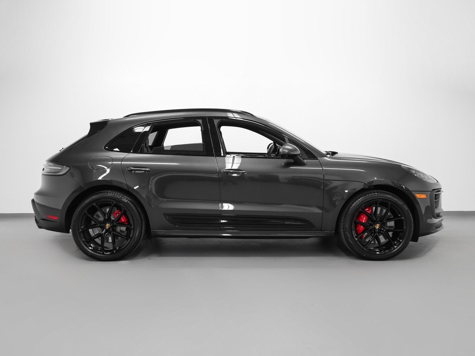2026 Porsche Macan Macan GTS