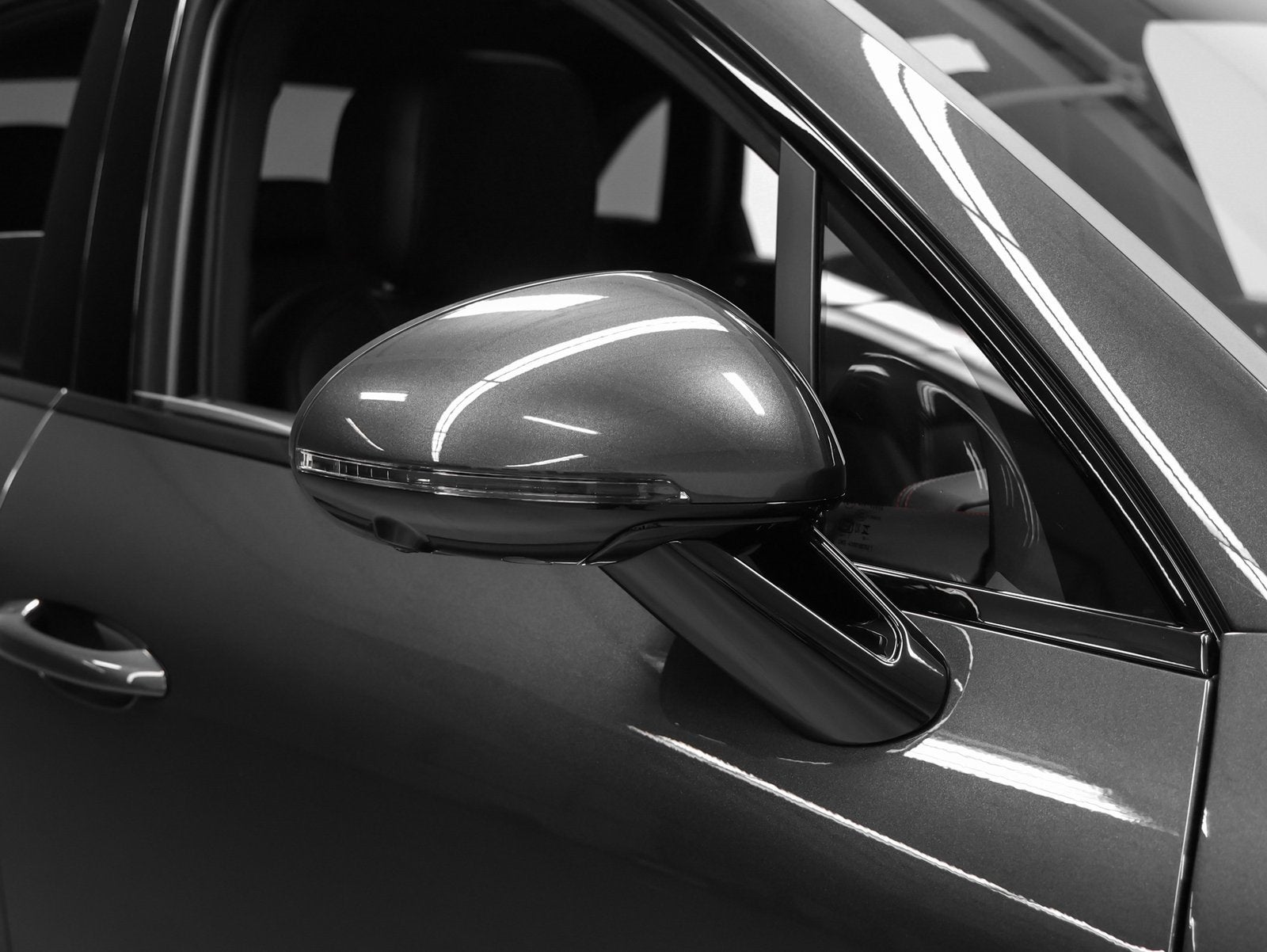 2026 Porsche Macan Macan GTS